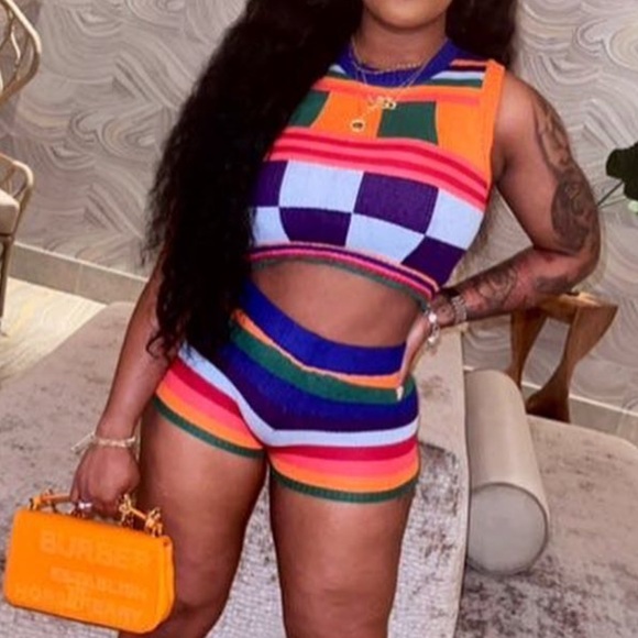 Knit Two Piece Set Size Small TIGHT FIT - Picture 1 of 2